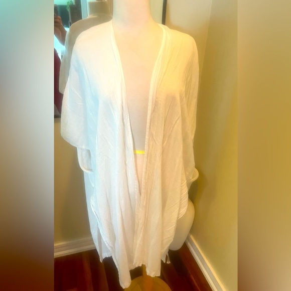 Cynthia Rowley Other - Cynthia Rowley White Linen Blend Beach Coverup Shawl One Size Fits Most
